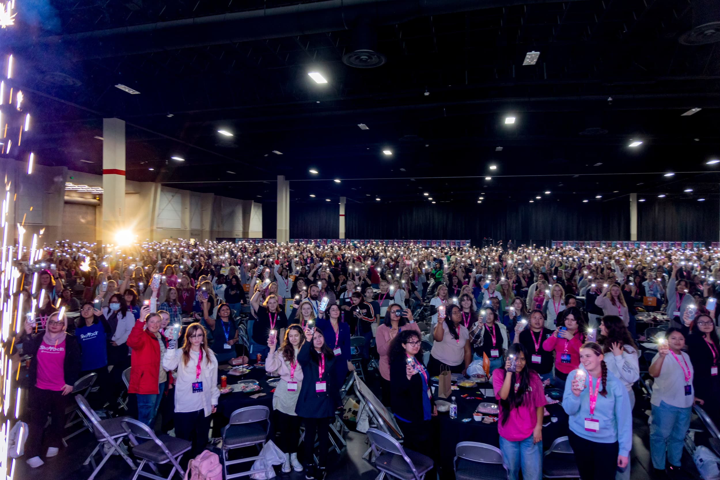 Mentor working with students